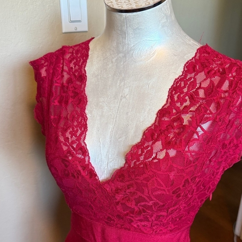 Elegant Red Lace Dress